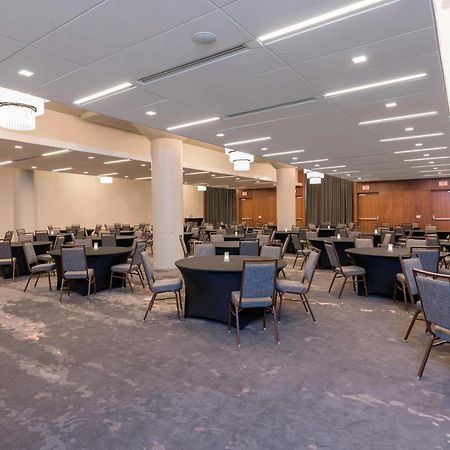 Courtyard By Marriott Waterloo Cedar Falls Экстерьер фото